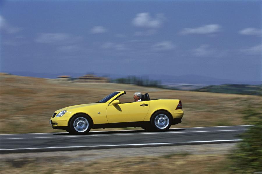  Mercedes-Benz SLK-Class 1998 года  (фото 8 из 38)